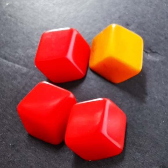 Vintage Two Dimensional Abstract Cube Lucite Buttons Lot of Seven - Picture 13 of 16